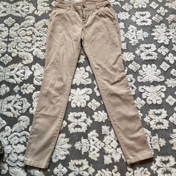 Old Navy The Sweetheart, tan, skinny jeans/khaki, cropped ankle, Sz 0 Regular - Picture 1 of 9